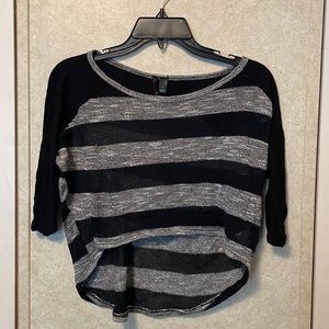 Cute top - Size M - NWOT